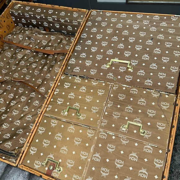 Custom Order Mcm Trunk RARE - Picture 5 of 9